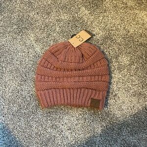 Mauve pink beanie